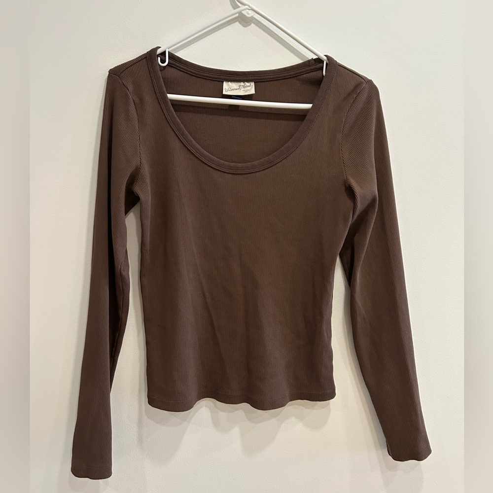 Brown Long Sleeve Ribbed Top